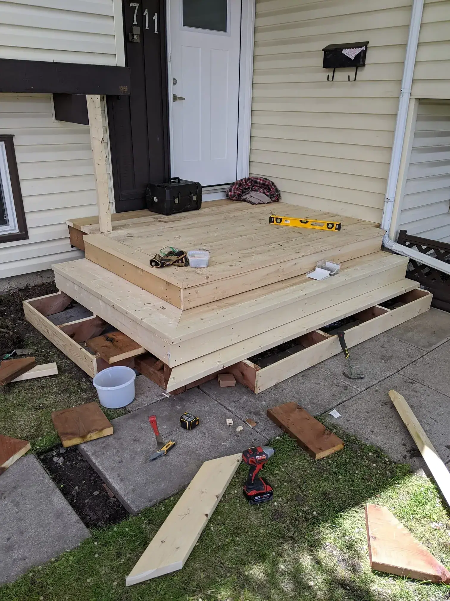 Assembly progressing at the entrance