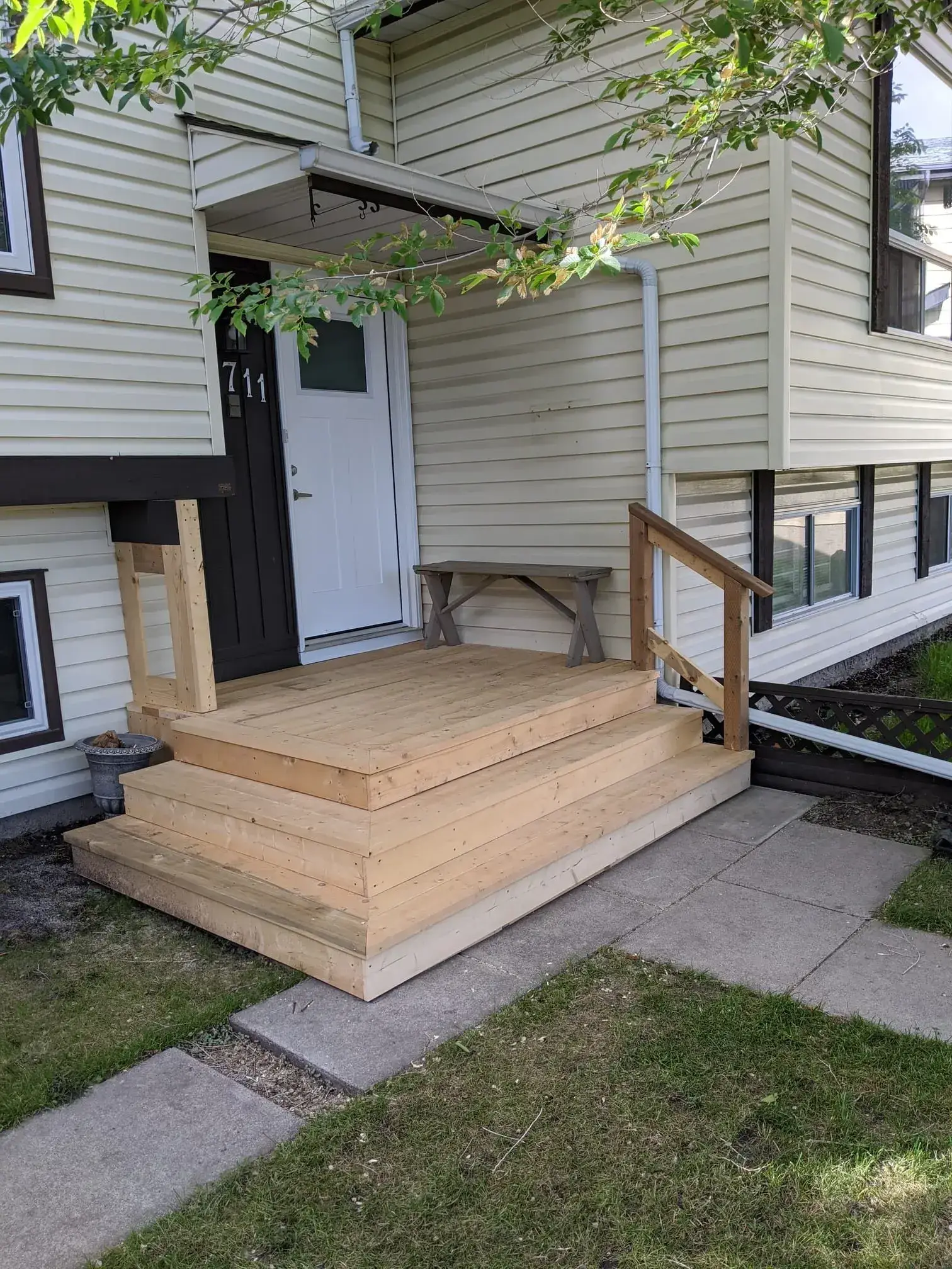 Completed entryway platform